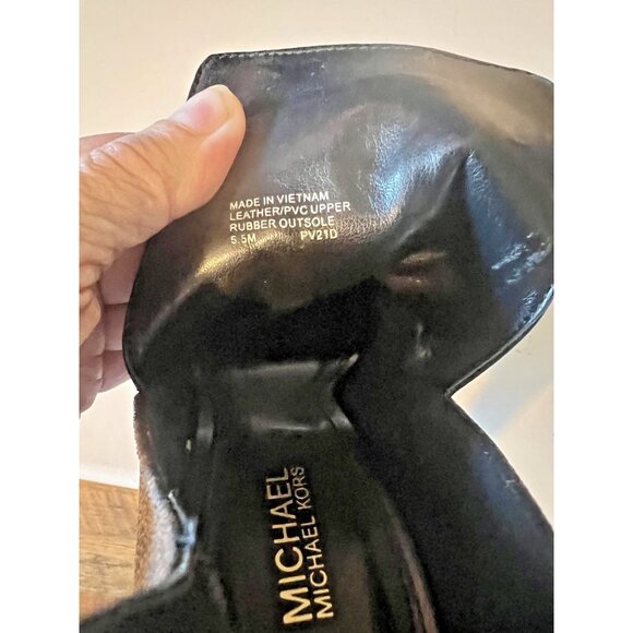 Michael Kors Boots Womens Size 5.5 Black Peep Toe Booties Heels MK - Picture 7 of 7